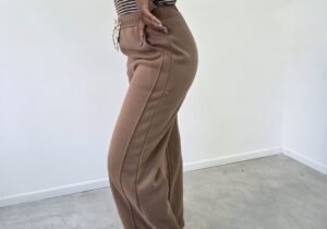Pantalon deportivo ancho